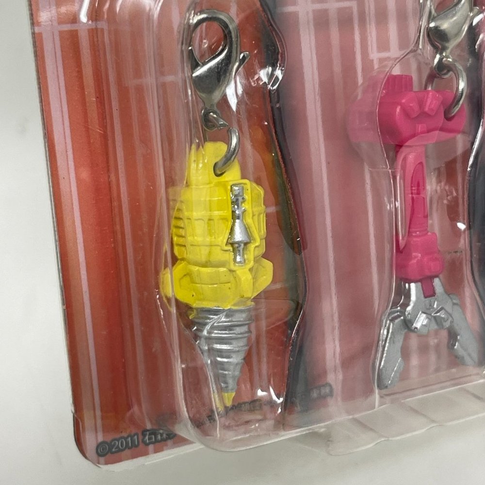 Kamen Rider Fourze Modules Keychains Charm Set - Picture 5 of 5